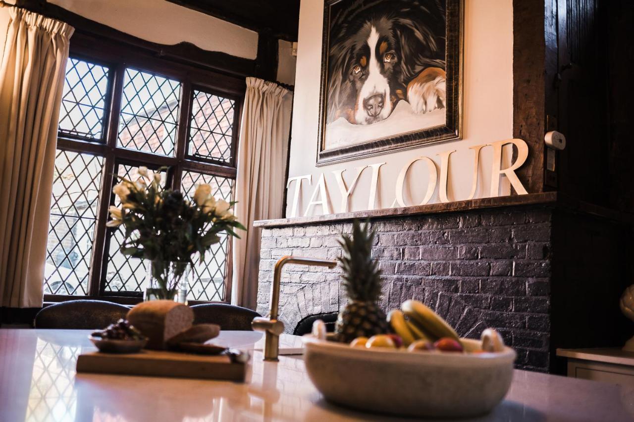 Taylour House - Edenbridge, Sleeps 10, Historic, Unique Yet Modern Villa Exteriör bild